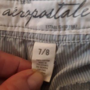 SALE EUC Aeropostale Grey Shorts/Skimmer 7/8